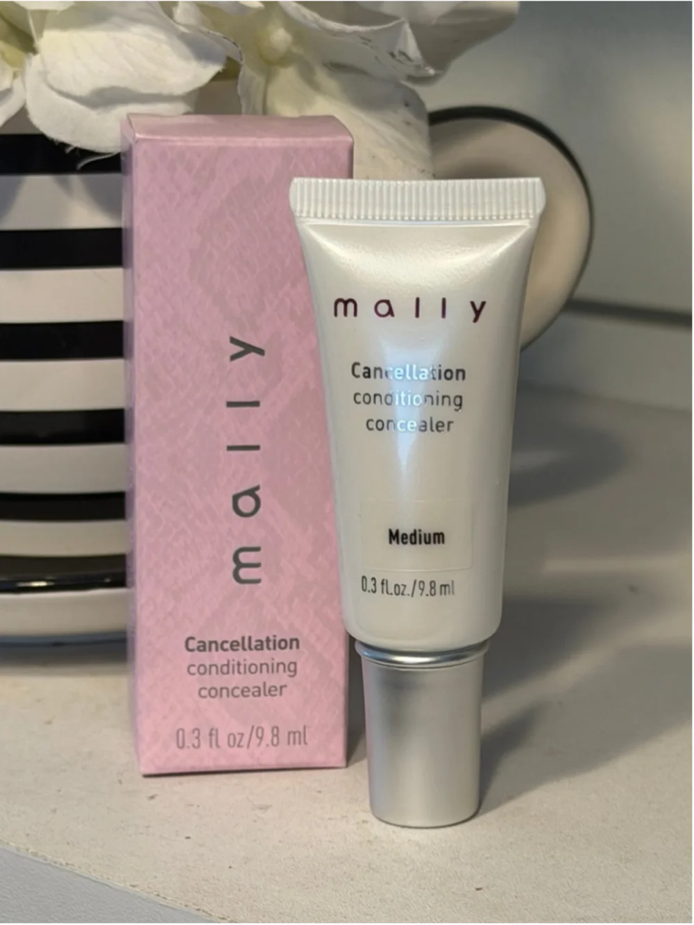 Mally Cancellation Conditioning Concealer Medium 0.3 fl oz
